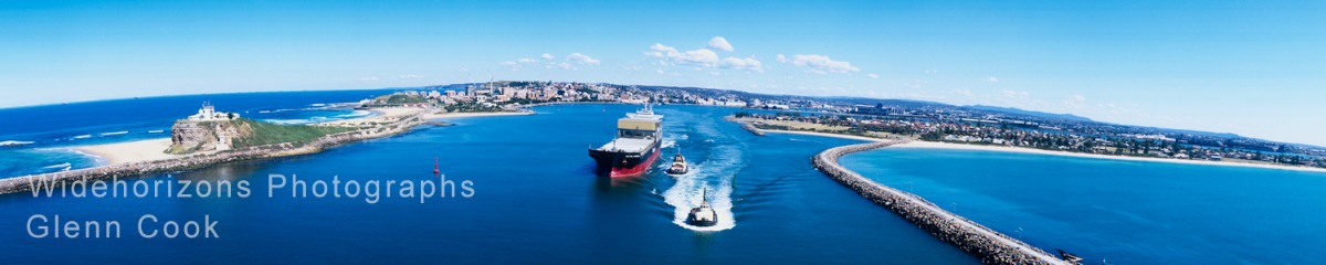 Newcastle Harbour OE90915-1315