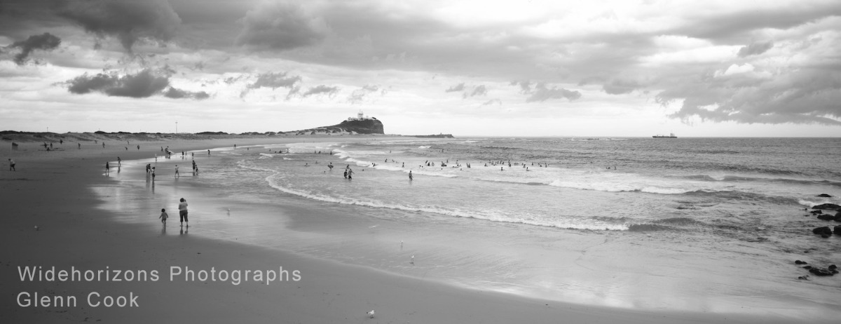 Nobbys Days  BW 4-1214